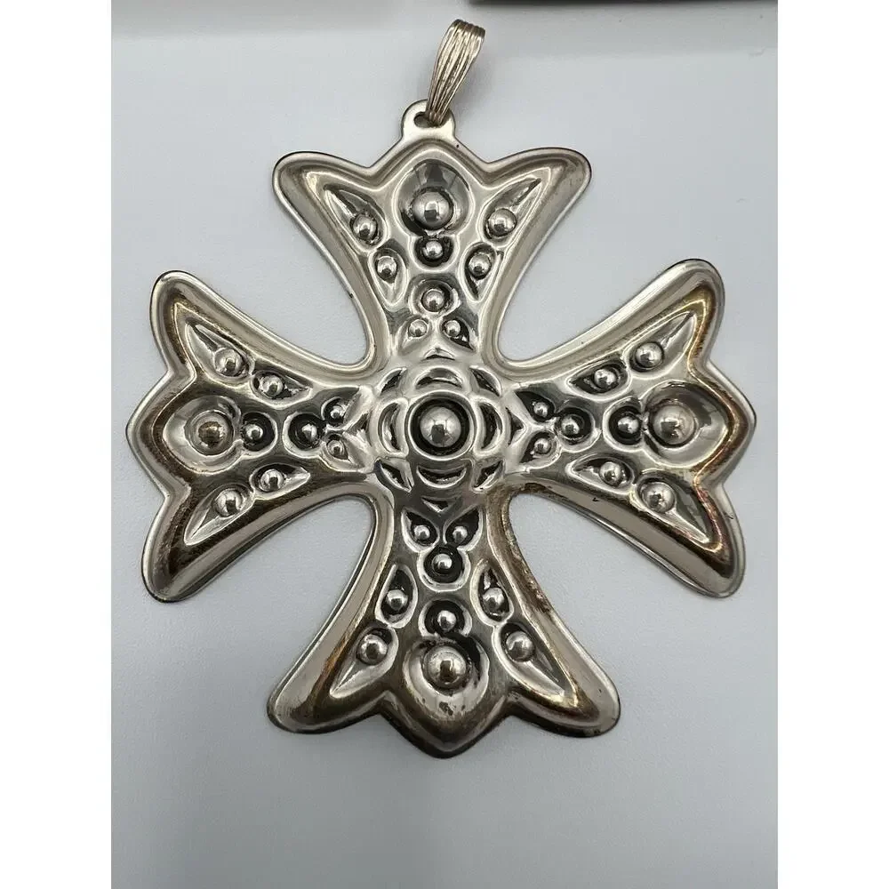 Vtg Retired Limited Edition 1975 Reed & Barton Sterling Silver Christmas Cross - Picture 2 of 6